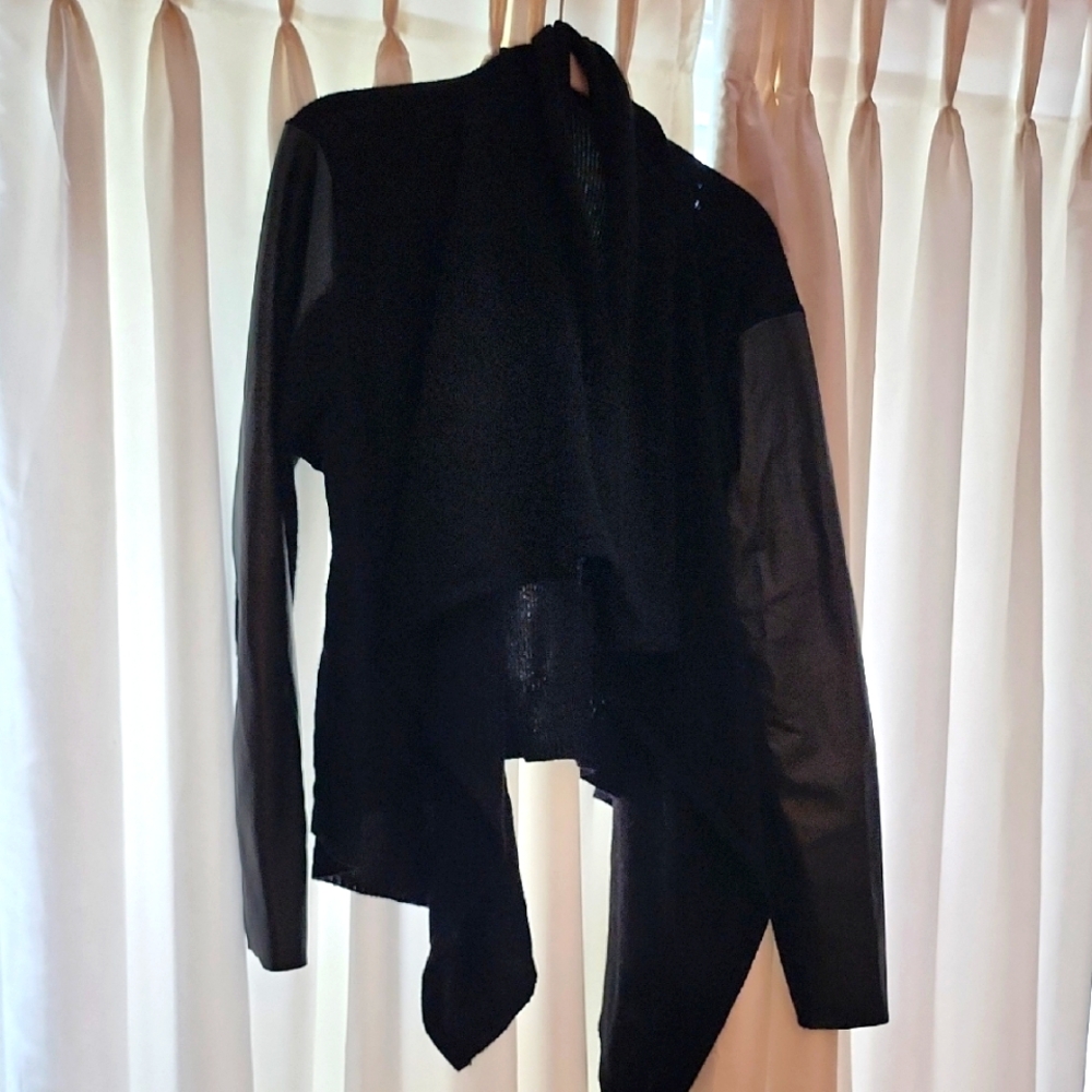 Vera Wang Sweater